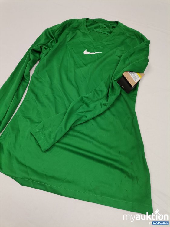 Artikel Nr. 789022: Nike dry fit Shirt verschmutzt 