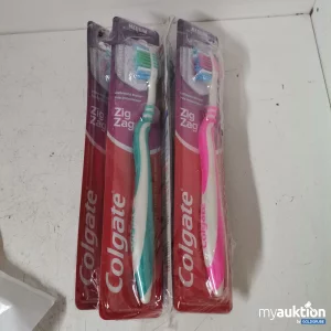 Auktion Colgate Zahnbürsten mittel