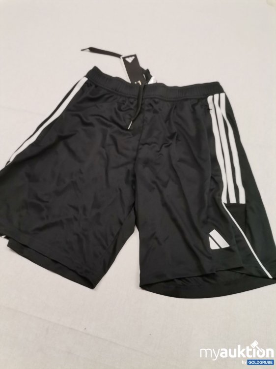 Artikel Nr. 736043: Adidas Shorts 