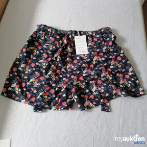 Auktion Zerum Shorts 