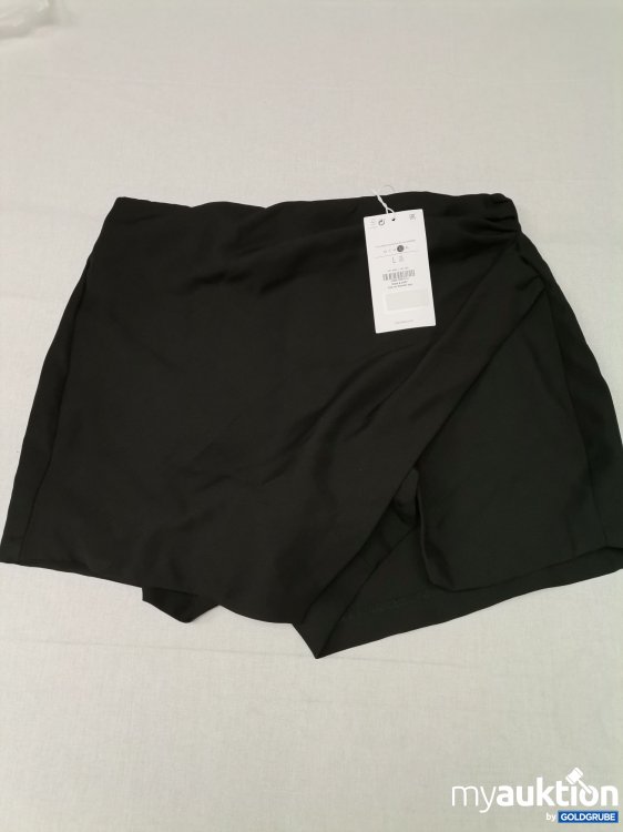 Artikel Nr. 728076: Bershka Shorts