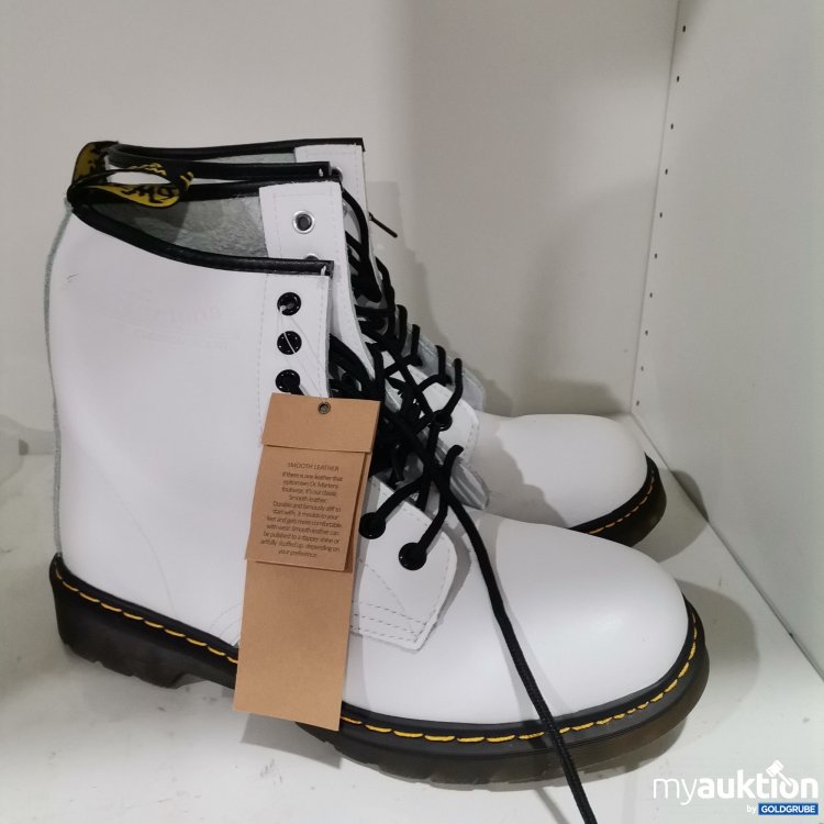 Artikel Nr. 802082: Dr Martens Boots leicht verschmutzt 