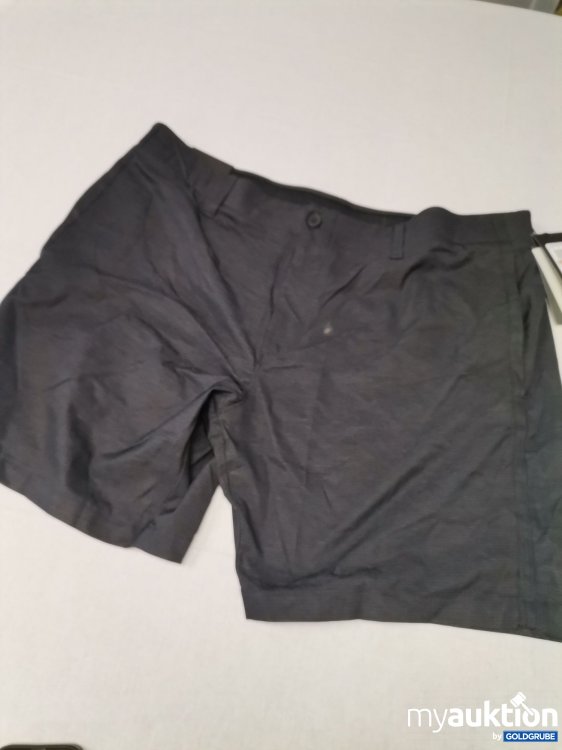 Artikel Nr. 717107: Under Armour Shorts verschmutzt 