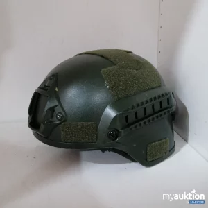 Auktion Helm olivgrün 