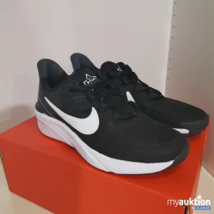 Auktion Nike Star Runner 4 NN Sneaker 