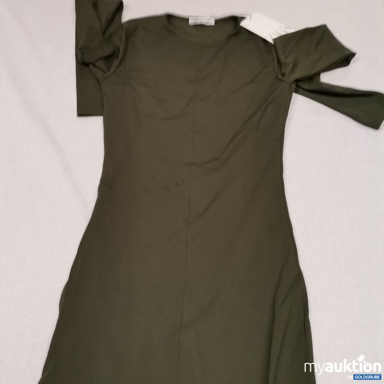 Artikel Nr. 742145: Zara Maxi Kleid 