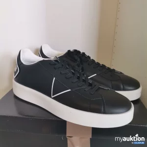 Auktion Guess Sneaker 