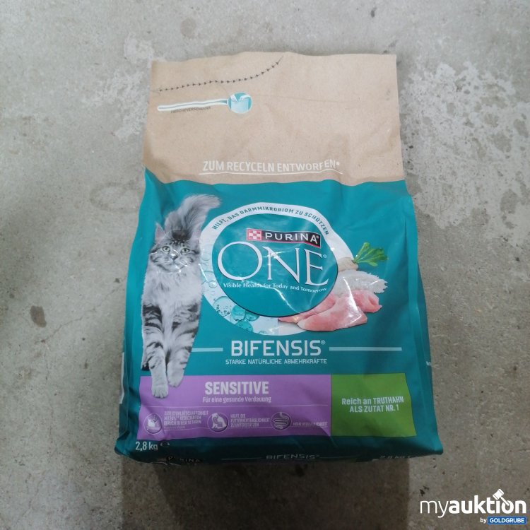 Artikel Nr. 757194: Purina One Trockenfutter für Katzen 2,8kg