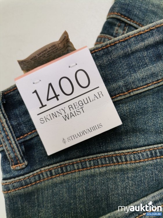 Artikel Nr. 515197: Stradivarius Damen Jeans 