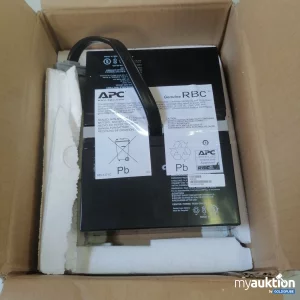 Auktion APC Battery 