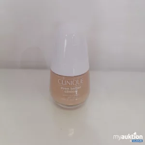 Auktion Clinique Serum Foundation SPF20 30ml