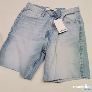 Artikel Nr. 789286: Bershka Jeans Bermuda 