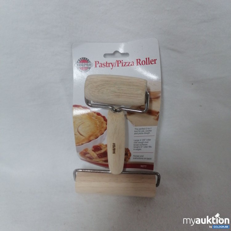 2.5 and 4 Roller 2 in 1 Pastry and Pizza Roller 3077, Norpro