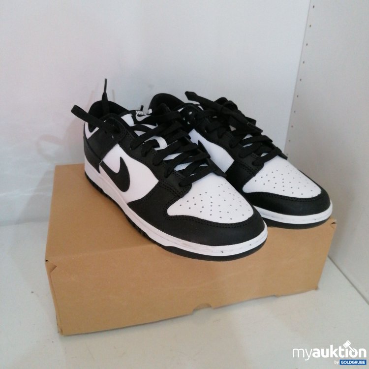 Artikel Nr. 752298: Nike Sneaker 