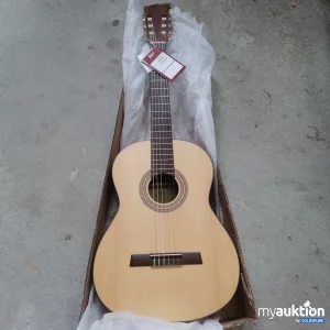 Auktion Hofner Acoustic Guitar