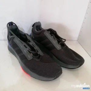 Auktion Adidas Sportschuhe 