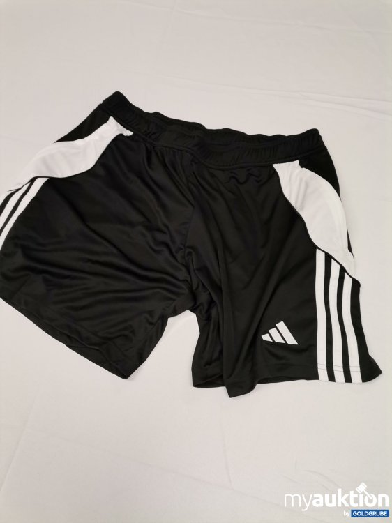 Artikel Nr. 774343: Adidas Shorts