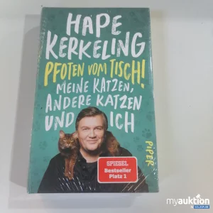 Auktion "Hape Kerkeling: Pfoten vom Tisch"