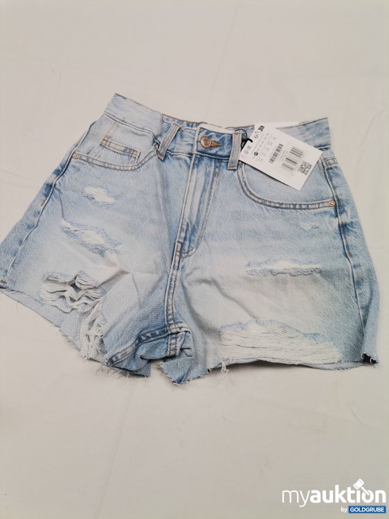 Artikel Nr. 789448: Bershka Jeans Shorts 