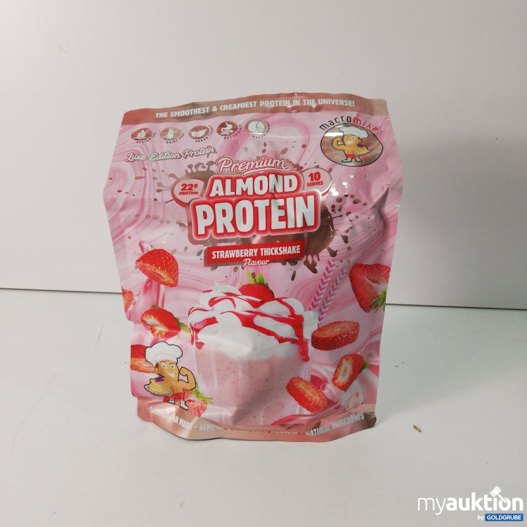 Artikel Nr. 790489: Premium Almond Protein Strawberry Thickshake Flavour 400g