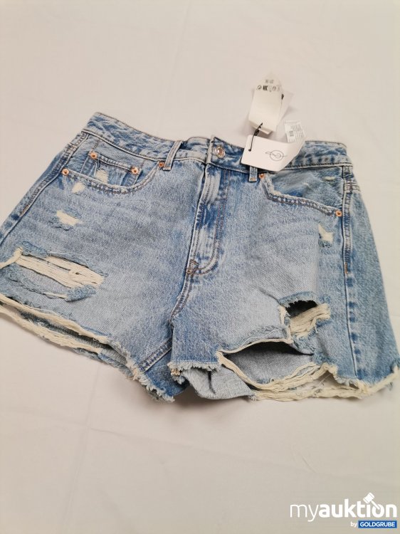 Artikel Nr. 775516: Stradivarius Jeans Shorts 