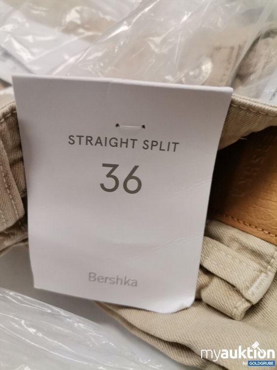 Artikel Nr. 775541: Bershka Jeans 