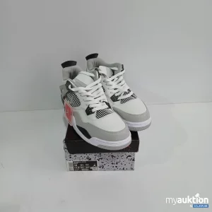 Auktion Air Jordan 4 Retro grey/white 