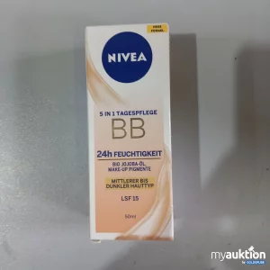 Auktion Nivea 5in1 Tagespflege BB mittlerer bis dunkler Hauttyp 