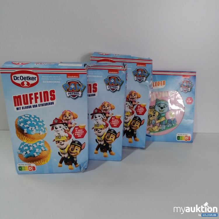 Artikel Nr. 768638: Dr. Oetker Paw Petrol Muffins 395g  und Tortenaufleger 