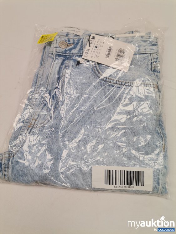 Artikel Nr. 788652: Bershka Straight Jean's 