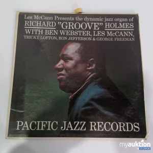 Artikel Nr. 779656: "Groove Holmes Jazz LP"