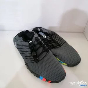 Auktion Simari Badeschuhe 