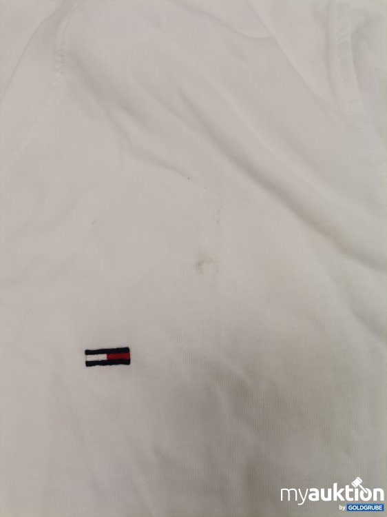 Artikel Nr. 735703: Tommy Hilfiger Shirt verschmutzt 