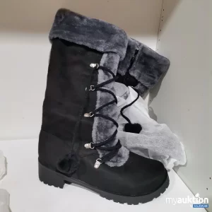 Auktion Stiefel