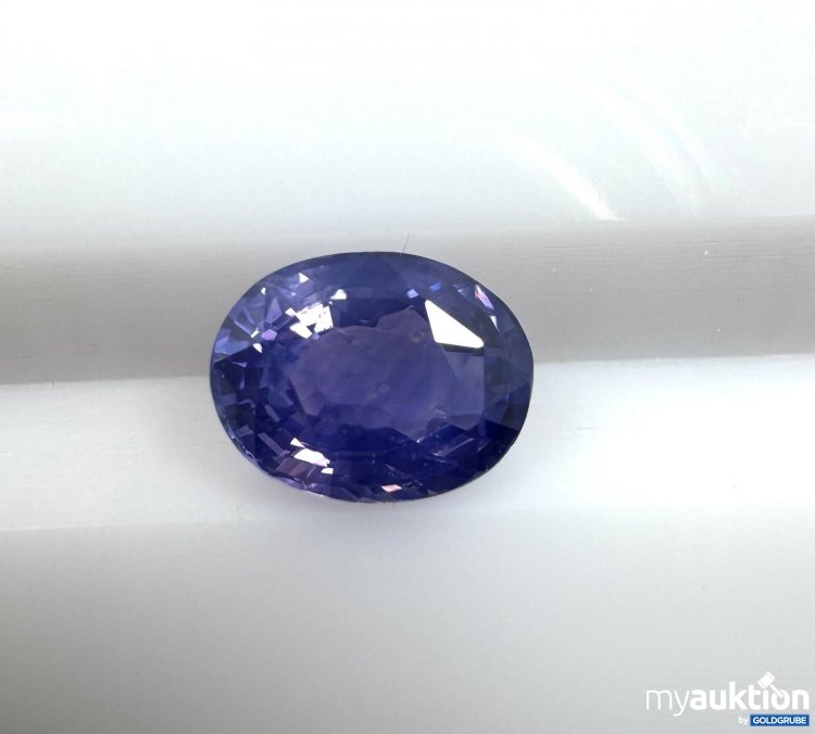 Artikel Nr. 388809: Natural Saphir 1.03ct Violetish Blue - Farbwechsel