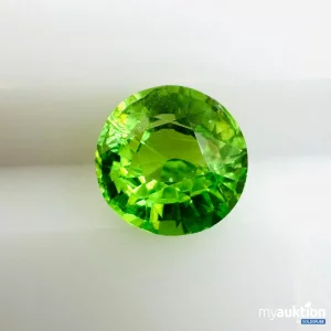 Auktion Natural Tsavorite 1.07ct