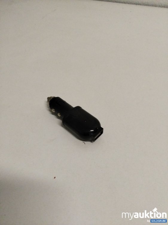 Artikel Nr. 386841: KFZ Adapter auf USB