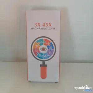 Auktion Magnifying Glass