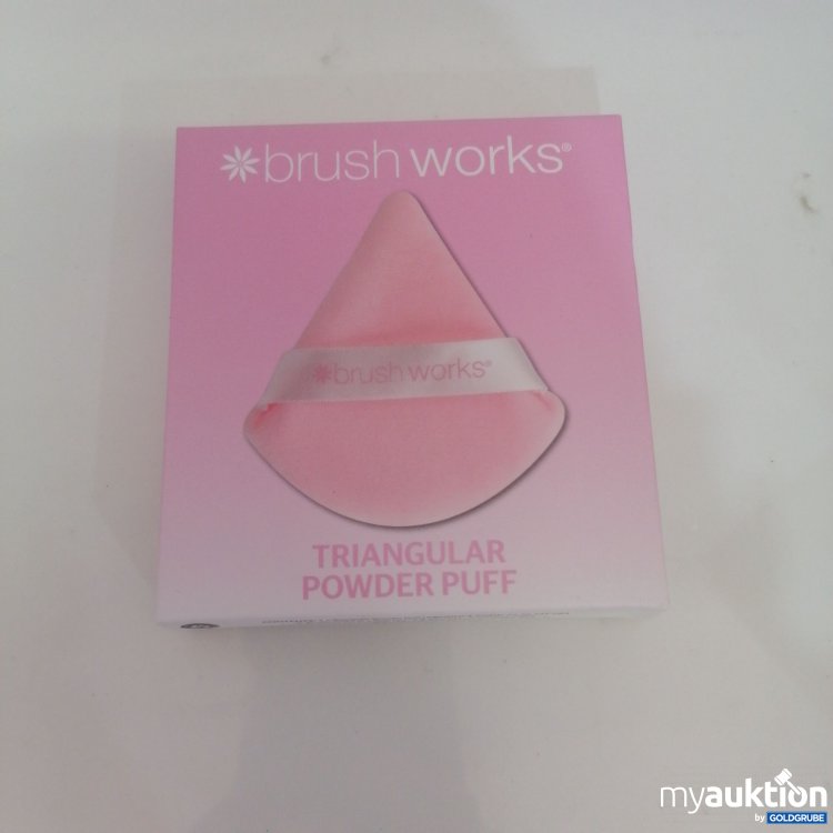 Artikel Nr. 752863: Brush Works Triangular Powder Puff