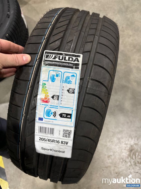 Artikel Nr. 435877: Fulda Sport Control Reifen 205/45R16