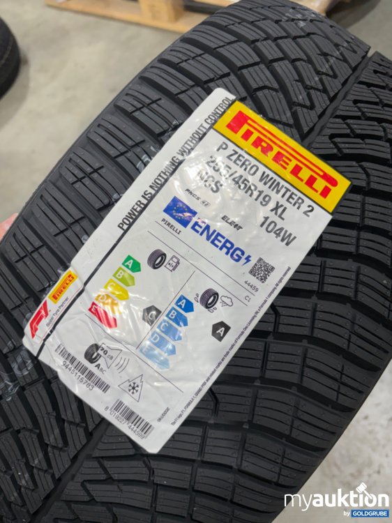 Artikel Nr. 435878: Pirelli P Zero Winter 2 255/45R19 XL