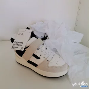 Auktion H&M Sneaker 