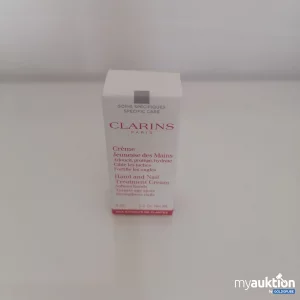 Auktion Clarins Hand and Nail Treatment Cream 8ml