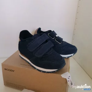 Auktion Wooden Sneaker