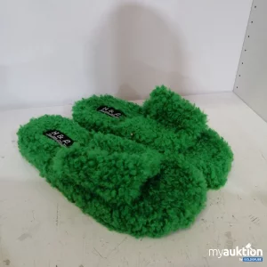 Auktion H&L Flauschige Grüne Komfort-Pantoffeln