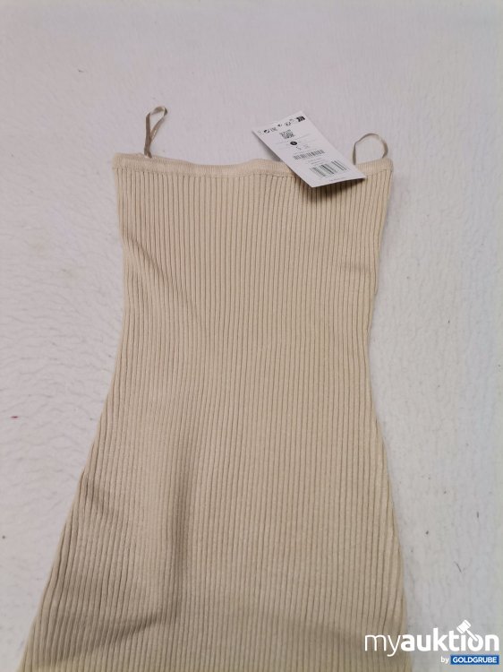 Artikel Nr. 675965: Bershka Strickkleid 