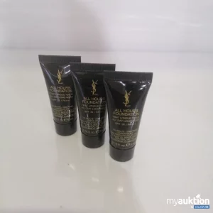 Auktion Yves Saint Laurent Foundation 3x5ml